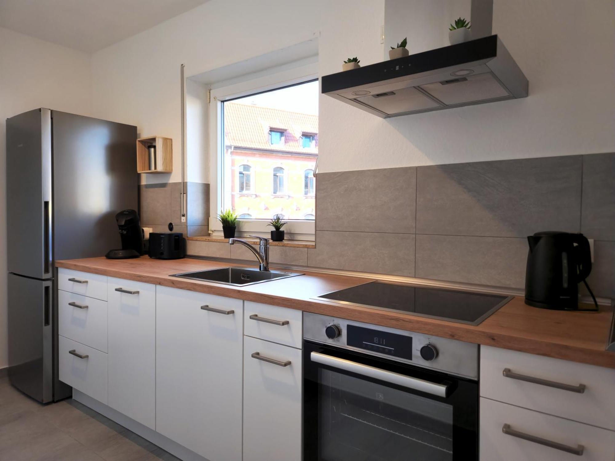Mawulo - Stadtwohnung Im Zentrum Mit Balkon Neustadt an der Weinstraße Екстериор снимка